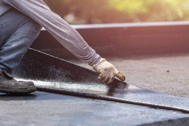 Professional Vapor Barrier Installation technician working in Plainfield, IN